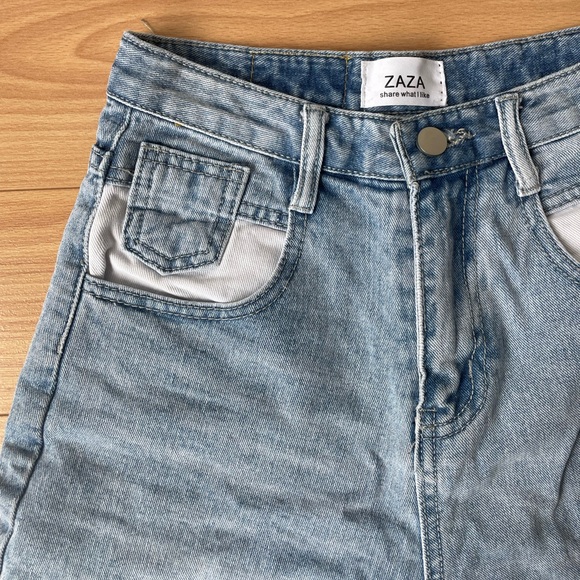 High Waisted Jean Shorts Size S - Picture 2 of 6